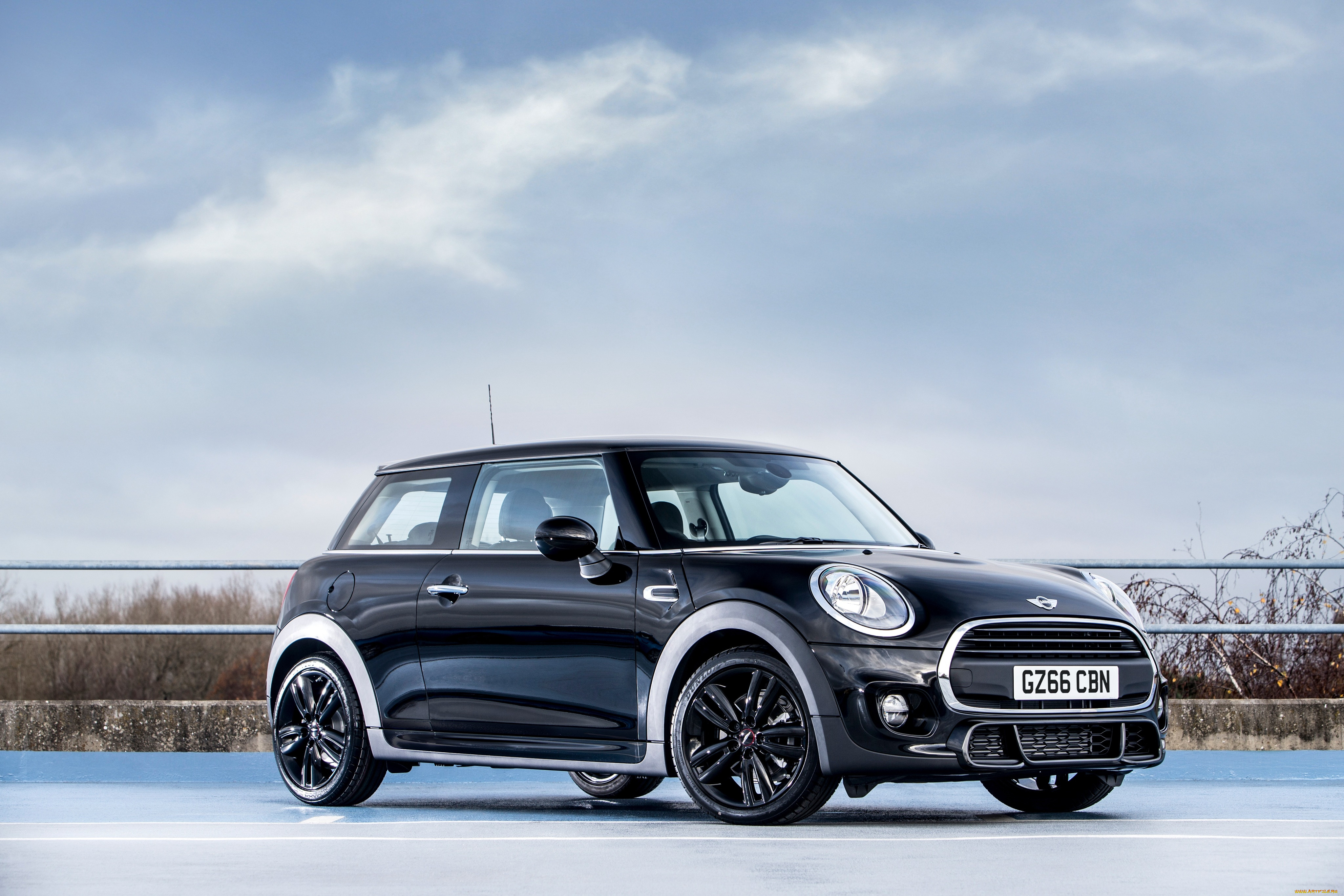 , mini